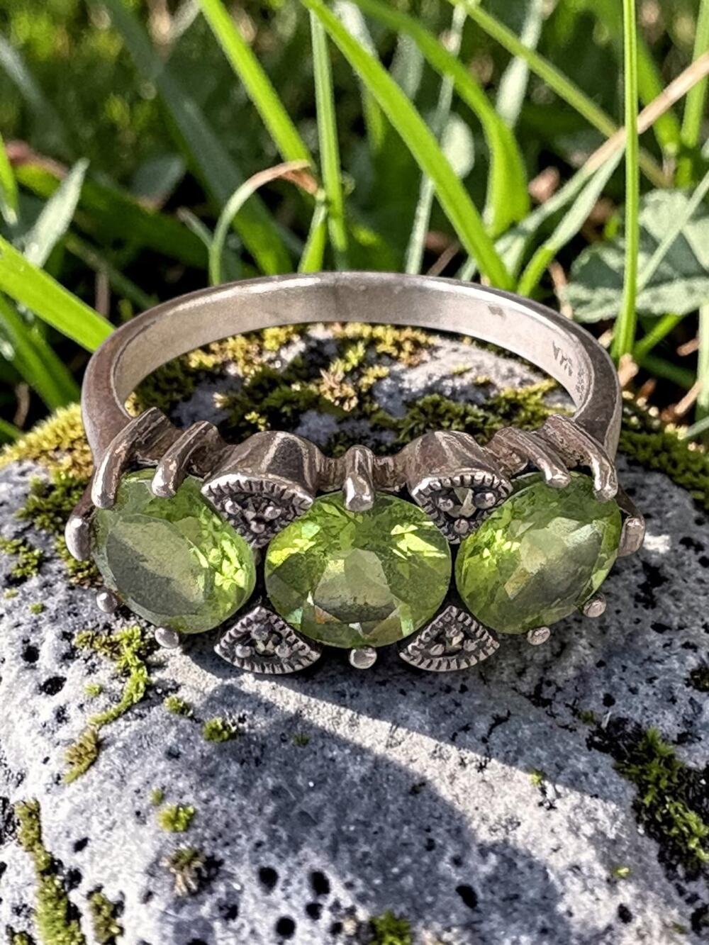 Vintage Sterling Silver Green Gemstone Three-Stone Statement Ring Faceted Trio C